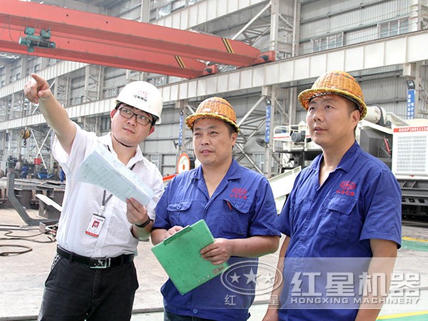 紅星技術(shù)專家車間指導(dǎo)作業(yè) 紅星技術(shù)專家車間指導(dǎo)作業(yè)