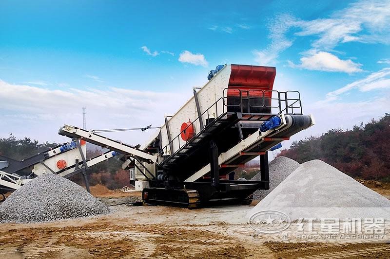 移動(dòng)一體式環(huán)保制砂機(jī)現(xiàn)場(chǎng) 移動(dòng)一體式環(huán)保制砂機(jī)現(xiàn)場(chǎng)