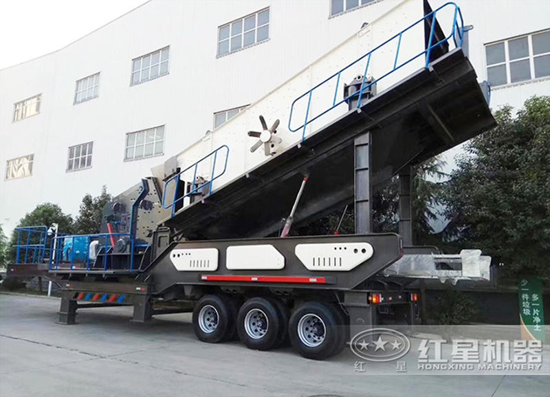 掛上車頭就能跑，輕松穿越平地、山路、沼澤