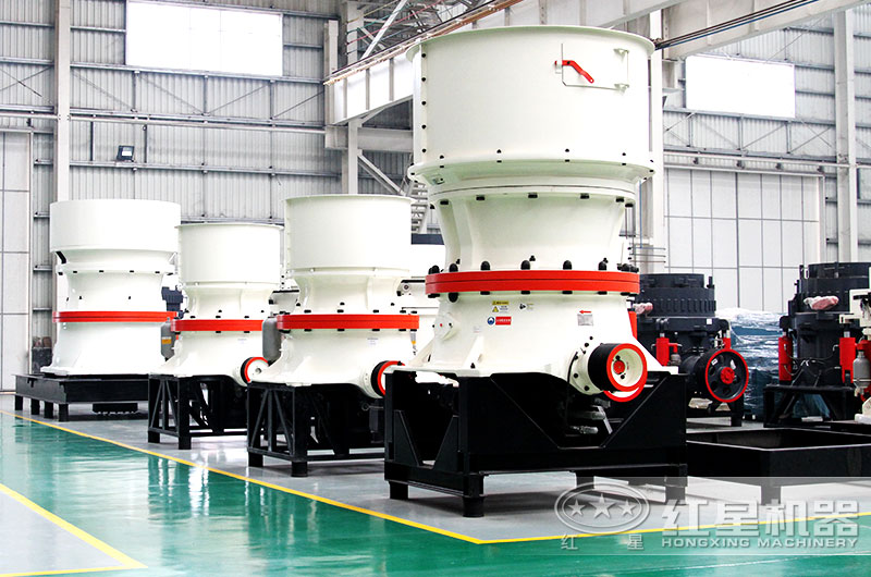 圓錐破的優(yōu)勢(shì)是磨損量低，產(chǎn)量大，型號(hào)齊全，可現(xiàn)貨下單