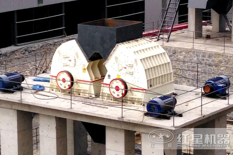 兩臺(tái)錘破共同作業(yè)，提高效率