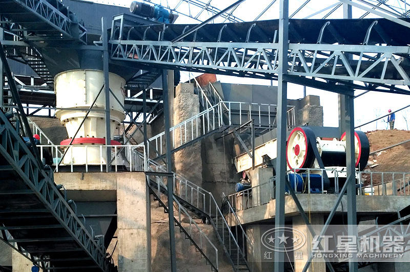 小型破碎機(jī)多種組合搭配方式，高產(chǎn)高收益