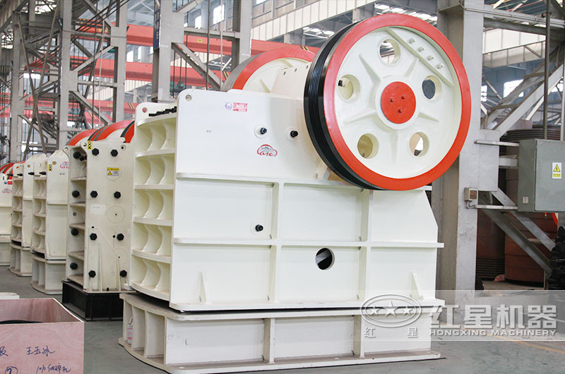 鄂式破碎機(jī)破碎比大，產(chǎn)量高