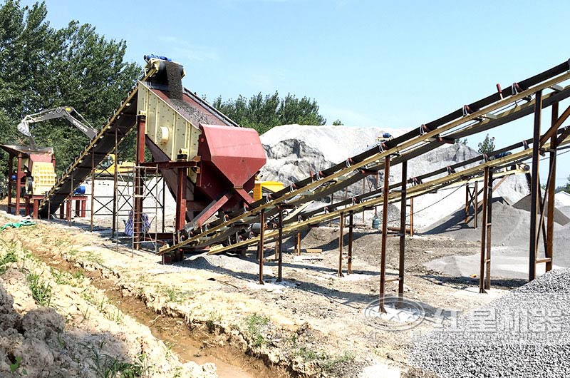 時(shí)產(chǎn)500噸礦山錘式破碎機(jī)價(jià)格多少？型號(hào)有哪些？