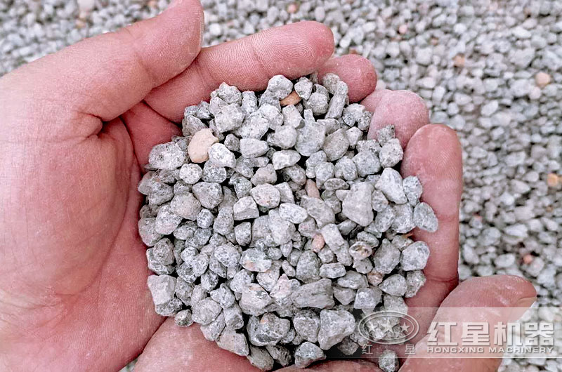 專業(yè)制砂機生產(chǎn)成品粒形好，整齊度高